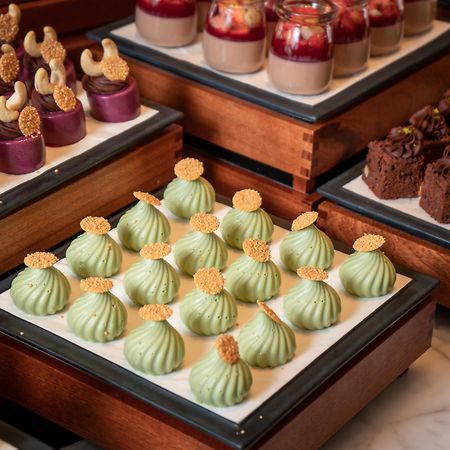 Holiday Inn Chongqing Guanyinqiao By Ihg Exteriör bild