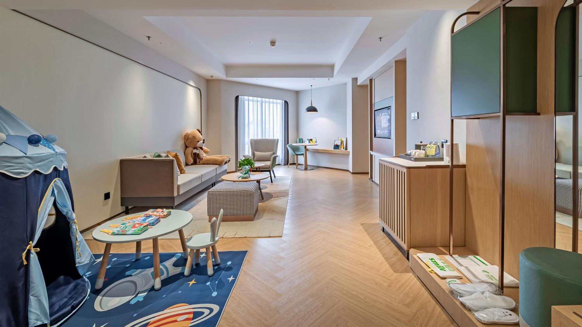 Holiday Inn Chongqing Guanyinqiao By Ihg Exteriör bild