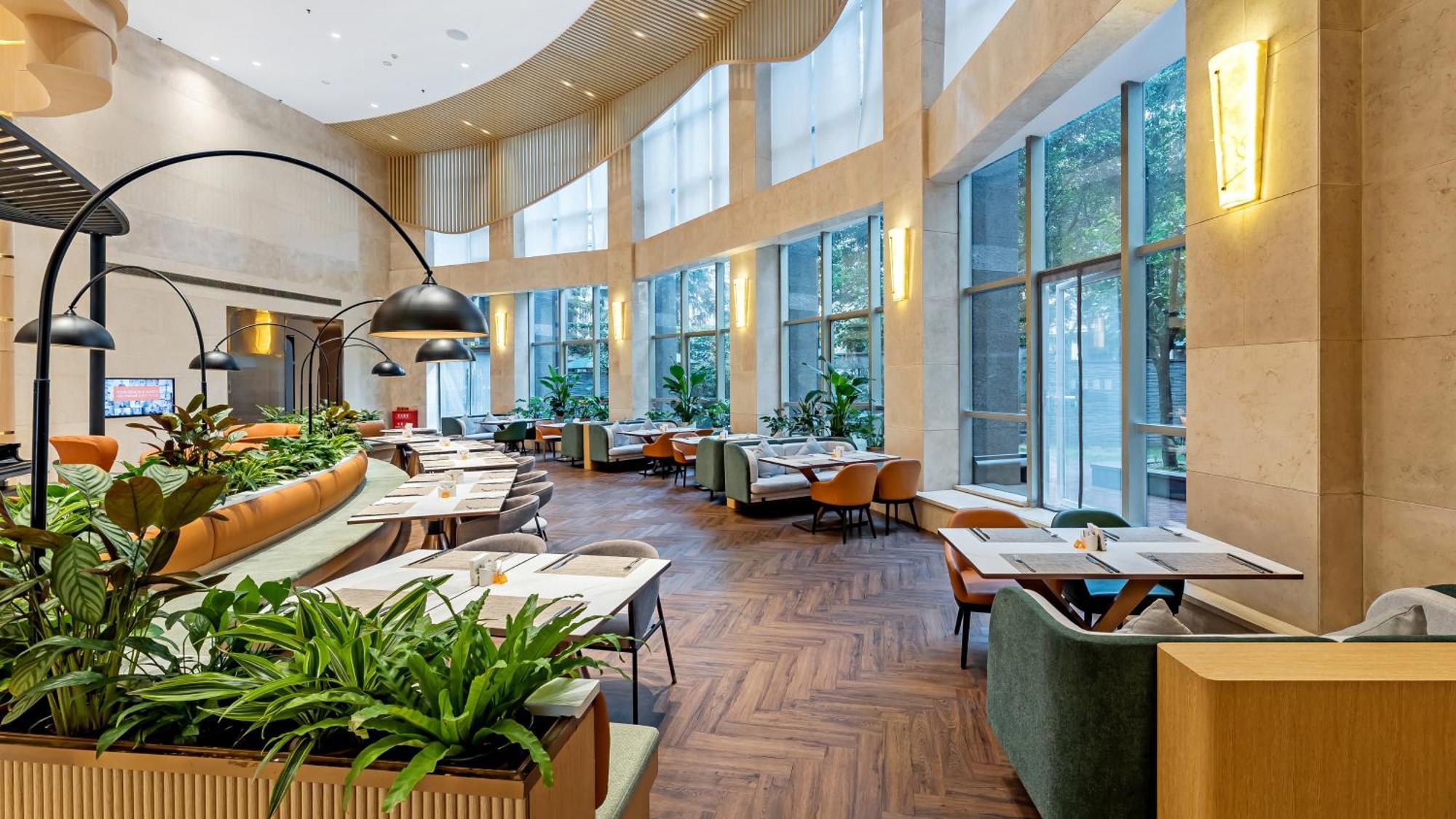 Holiday Inn Chongqing Guanyinqiao By Ihg Exteriör bild